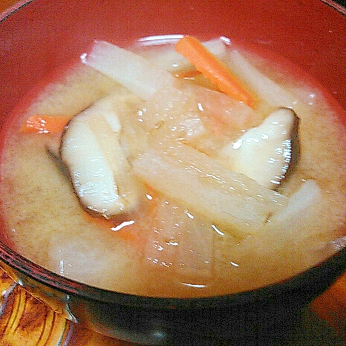 大根にんじん椎茸の味噌汁 レシピ 作り方 By あけぼのマジック 楽天レシピ 大根にんじん椎茸の味噌汁 レシピ 作り方 By あけぼのマジック 楽天レシピ